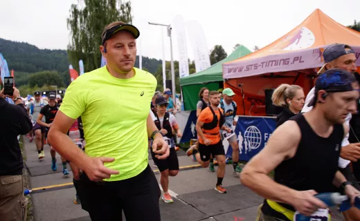 23 kilometry po górach. Zawodnicy pełni uśmiechów ruszyli na trasę [ZDJĘCIA] - 20